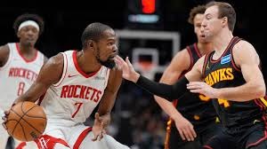 场均17+4+9！韦德为火箭队支招：追逐老将控卫，与双塔搭档太合适