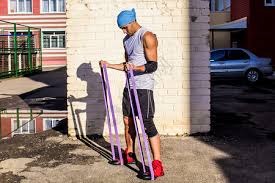 那个会开飞机的音乐家，终于成为NBA千胜教头